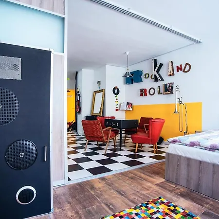 Apartment The Of Music In Downtown